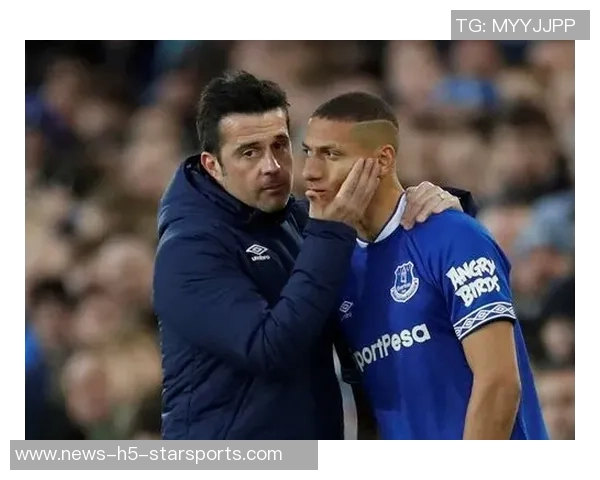 前巴西国脚莱安德罗马查多涉嫌性侵未成年人正接受警方调查